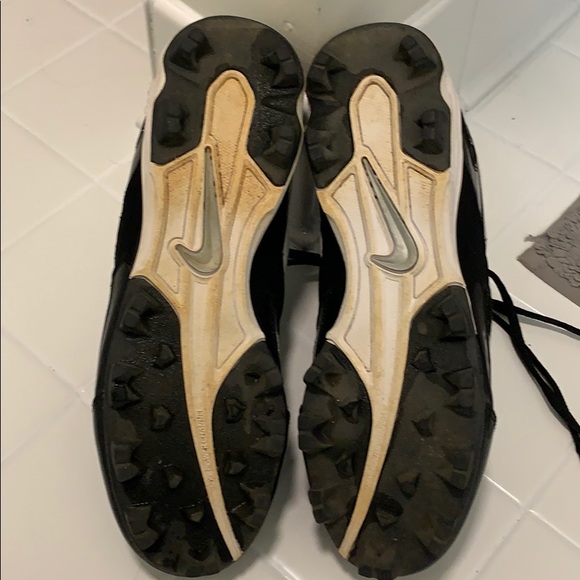 Nike softball cleats - Picture 2 of 4